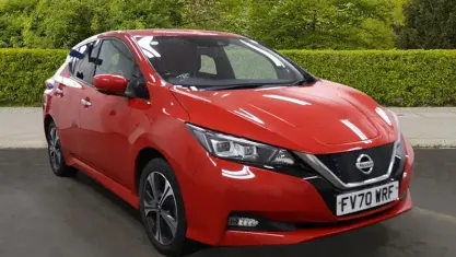 Gebraucht Nissan Leaf S 160 kW (218 PS) 2020 Rot Kleinwagen