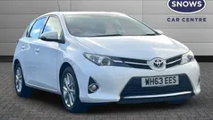Used 2014 Toyota Auris Hatchback | £5,784 (Good price)