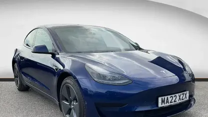 Used Tesla Model 3 Standard Range 180 kW (245 HP) 2021 Sedan