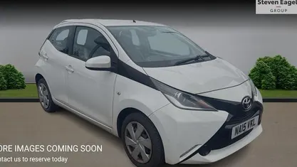 Used Toyota Aygo X-play 69 HP (50 kW) 2018 Hatchback