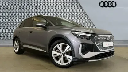 Używany Audi Q4 e-tron S-Line 150 kW (204 KM) 2023 Szary SUV