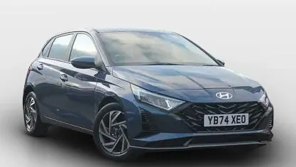 Used Hyundai i20 Advanced 101 HP (74 kW) 2024 Blue Hatchback