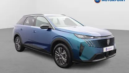 Usado Peugeot 5008 Allure 145 CV (106 kW) 2025 Azul SUV