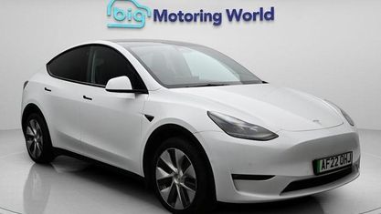 Używany Tesla Model Y Long Range AWD 286 kW (389 KM) 2025 SUV