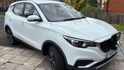 Used MG ZS Excite 105 kW (143 HP) 2021 White SUV