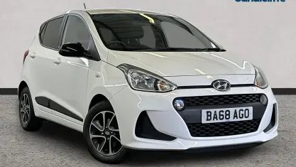 Used Hyundai i10 GO! 67 HP (49 kW) 2018 White Hatchback