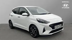 Atlas white Used 2024 Hyundai i10 Premium Hatchback | £15,520 (Fair price)