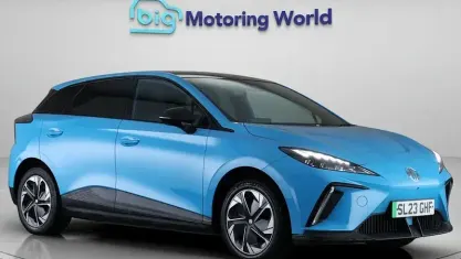 Used MG MG4 EV Trophy 150 kW (204 HP) 2023 Blue Hatchback