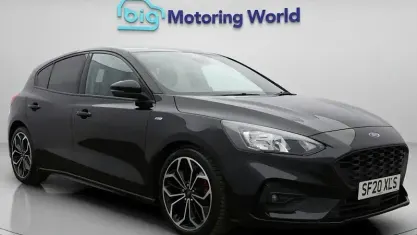 Używany Ford Focus ST-Line X 120 KM (88 kW) 2020 Czarny Hatchback