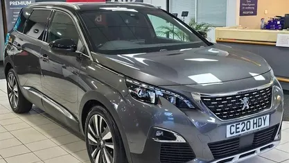 Used 2020 Peugeot 5008 Premium Estate | £15,495 (Fair price)