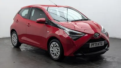 Used 2021 Toyota Aygo X-play Hatchback | £8,950 (Good price)