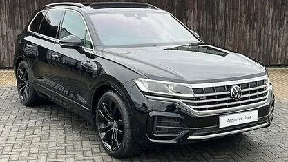 Black Used 2023 VW Touareg R-line SUV | £43,999 (Fair price)