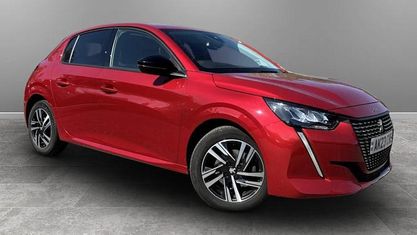 Używany Peugeot 208 Allure+ 102 KM (75 kW) 2023 Hatchback