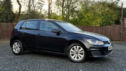 Used VW Golf VII SE 105 HP (77 kW) 2014 Black Hatchback
