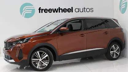 Used Peugeot 5008 Allure Premium 131 HP (96 kW) 2021 Bronze SUV