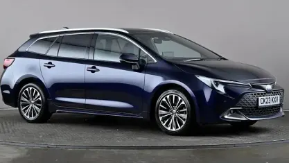 Used Toyota Corolla Design 196 HP (144 kW) 2025 Estate