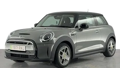 Used Mini Cooper Level 1 135 kW (184 HP) 2023 Hatchback