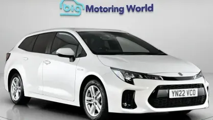 Begagnad Suzuki Swace SZ-T 122 HK (89 kW) 2022 Kombi