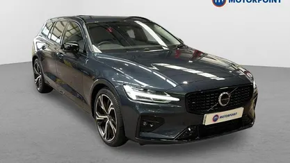 Used Volvo V60 Plus 163 HP (119 kW) 2022 Blue Estate