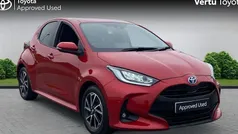 Used 2025 Toyota Yaris Hybrid Design Hatchback | £18,596 (Good price)