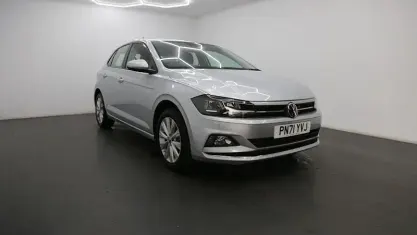 Used VW Polo SEL 110 HP (80 kW) 2021 Silver Hatchback