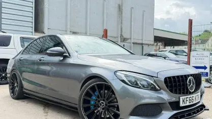 Używany Mercedes C350e Premium Plus 292 KM (214 kW) 2017 Sedan/Limuzyna