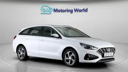 Used 2024 Hyundai i30 SE Estate | £11,000 (Fair price)