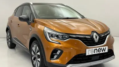 Used Renault Captur Version S 131 HP (96 kW) 2020 Orange/black  SUV