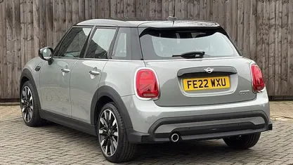 Used 2022 Mini Cooper Exclusive Hatchback | £17,299 (Fair price)