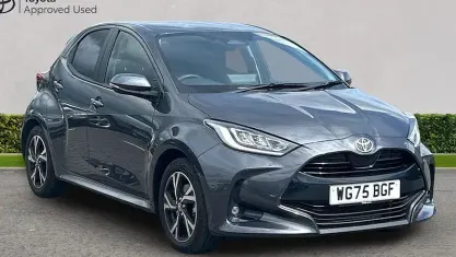 Used Toyota Yaris Design 116 HP (85 kW) 2025 Grey Hatchback