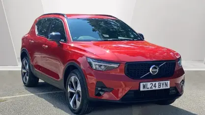 Used Volvo XC40 Plus 163 HP (119 kW) 2024 Red SUV