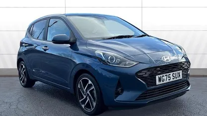 Used 2025 Hyundai i10 Premium Hatchback | £17,401 (Fair price)