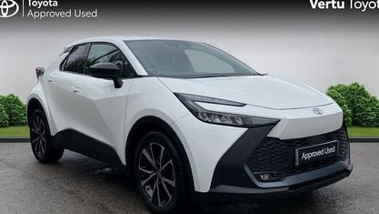Second-hand Toyota C-HR Design 140 CP (102 kW) 2026 SUV