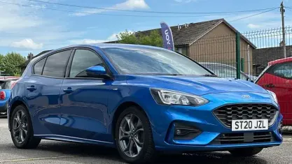 Used Ford Focus ST-Line 150 HP (110 kW) 2020 Blue Hatchback