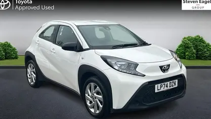 Used Toyota Aygo X PURE 72 HP (52 kW) 2025 SUV