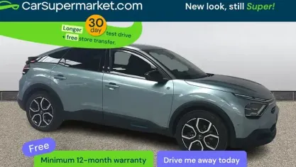 Begagnad Citroën e-C4 Shine 100 kW (136 HK) 2022 Blå Halvkombi