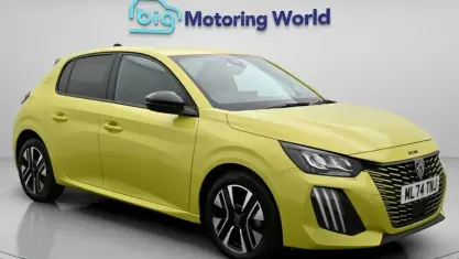 Used Peugeot 208 Allure 101 HP (74 kW) 2024 Yellow Hatchback