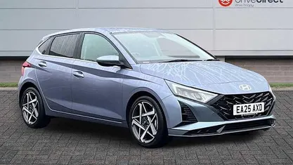 Blue Used 2025 Hyundai i20 Premium Hatchback | £17,778 (Fair price)