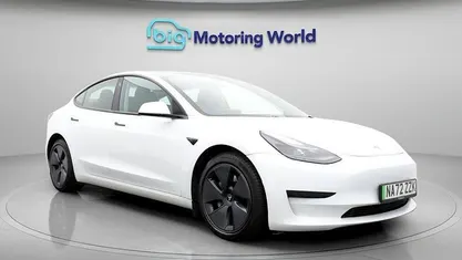 Used 2022 Tesla Model 3 RWD Sedan | £17,600 (Fair price)
