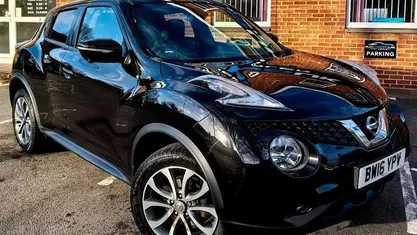 Used Nissan Juke Tekna 110 HP (80 kW) 2016 Black SUV