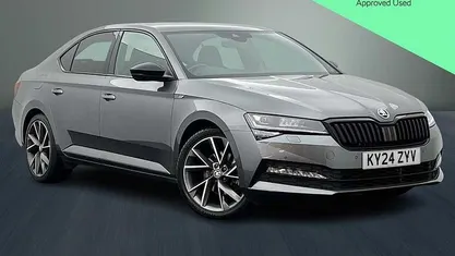 Graphite grey metallic Used 2023 Skoda Superb SportlinePlus Hatchback | £23,899 (Fair price)