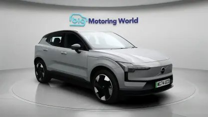 Usado Volvo EX30 Plus 200 kW (272 CV) 2024 Gris SUV