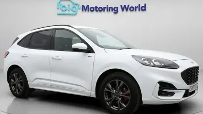 Used Ford Kuga ST-Line 150 HP (110 kW) 2023 White SUV