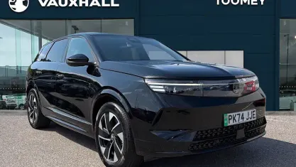 Used Vauxhall Grandland 156 kW (213 HP) 2024 Black SUV