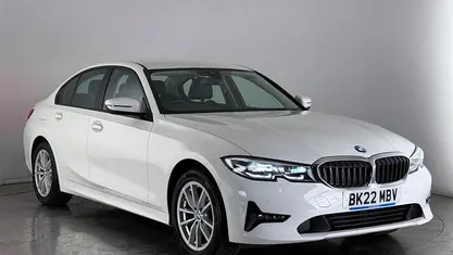 Used BMW 320 184 HP (135 kW) 2022 White Sedan