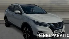 White Used 2018 Nissan Qashqai Tekna+ SUV | £11,229 (Fair price)