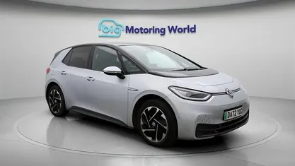 Silver Used 2022 VW ID.3 Pro Hatchback | £16,300 (Fair price)
