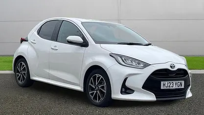 Used Toyota Yaris Hybrid Design 116 HP (85 kW) 2026 Hatchback