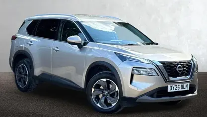 Gebraucht Nissan X-Trail N-Connecta 163 PS (119 kW) 2026 SUV