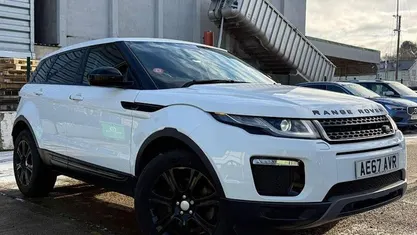 Used 2017 Land Rover Range Rover evoque SE Hatchback | £12,600 (Fair price)